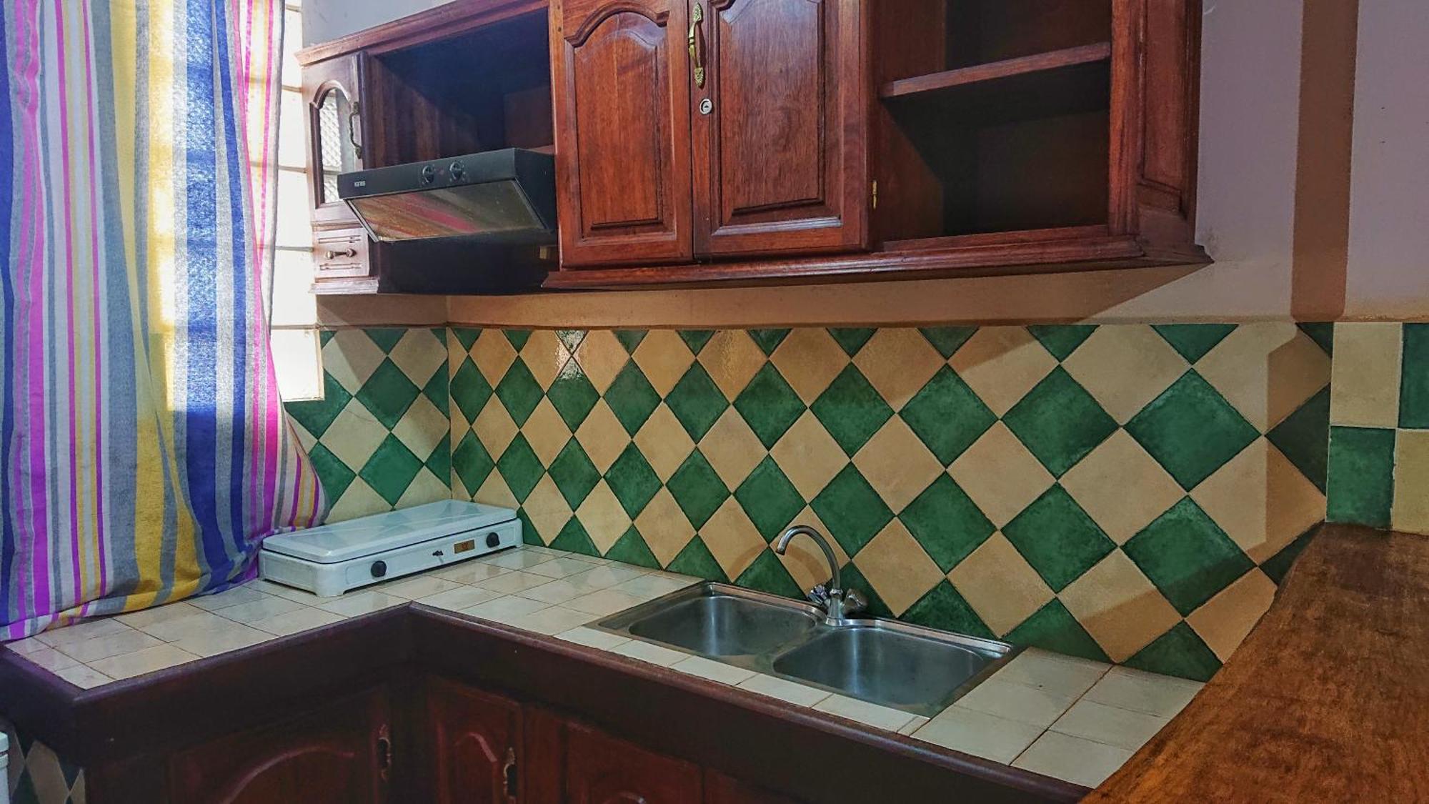 Central Hotel Antsiranana Екстериор снимка